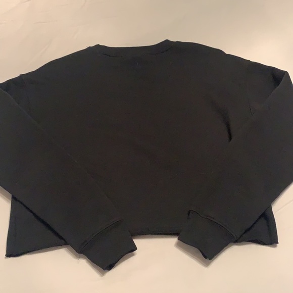 Forever21 women’s sweater - Picture 5 of 5